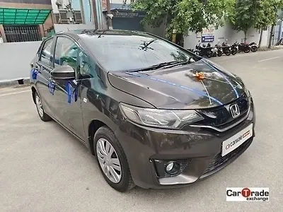 Second Hand Honda Jazz SV Petrol in Noida