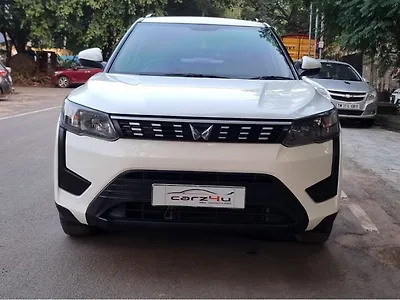 Second Hand Mahindra XUV300 W6 1.2 Petrol AMT [2021] in Chennai