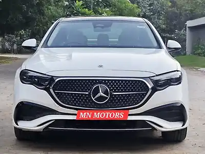 Second Hand मर्सिडीज़ बेंज़ E-क्लास 450 4MATIC [2024-2025] in अहमदाबाद