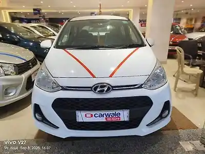 Second Hand हुंडई ग्रैंड i10  स्पोर्ट्ज़ (o) 1.2 कप्पा vtvt [2017-2018] in कानपुर