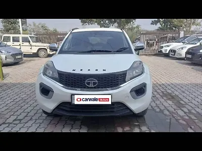 Second Hand Tata Nexon XE Diesel in Bettiah
