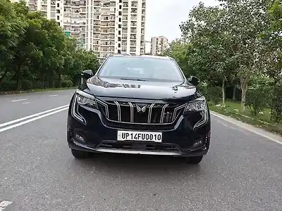 Second Hand महिंद्रा XUV700 AX 5 पेट्रोल एमटी 5 सीटर [2021] in नोएडा