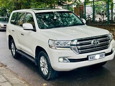 2016 Toyota Land Cruiser LC 200 VX