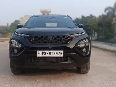 Second Hand Tata Safari XZA Plus (O) Red Dark Edition in Lucknow