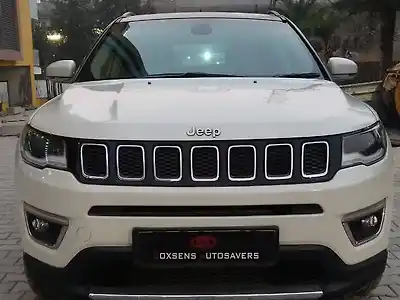 Second Hand जीप कम्पस लिमिटेड प्लस पेट्रोल एटी in नोएडा