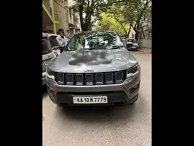 Second Hand जीप कम्पस ट्रेलहॉक (o)  2.0 4x4 in बैंगलोर