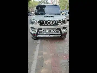 2016 महिंद्रा स्कॉर्पियो s6 प्लस 1