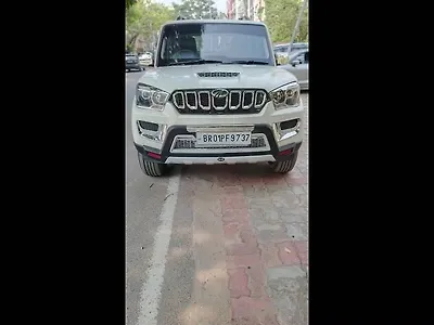 2016 Mahindra Scorpio S6 Plus 1