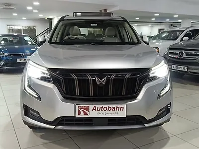 Second Hand Mahindra XUV700 AX7 Luxury Pack 2WD Diesel 2.2L Turbo Automatic 7 STR in Bangalore