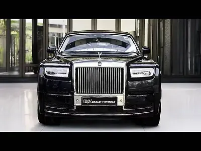 2020 रोल्स-रॉयस फैंटम 6.8 लीटर 1