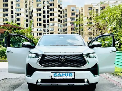 Second Hand Toyota Innova Hyrcross ZX (O) Hybrid (Electric + Petrol) Automatic (e-CVT) 7 STR in Agra