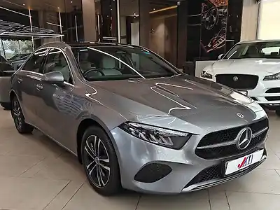 Second Hand मर्सिडीज़ बेंज़ ए-क्लास लिमोजिन 200डी in बैंगलोर