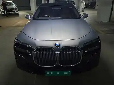 Second Hand बीएमडब्ल्यू i7 edrive50 M स्पोर्ट in मुंबई