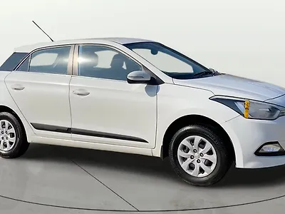 Second Hand Hyundai Elite i20 Sportz 1.2 [2016-2017] in Rajkot