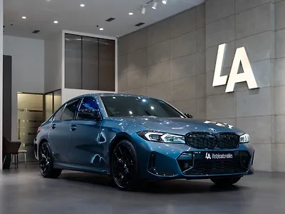 Second Hand BMW 3-Series xDrive in Kolkata