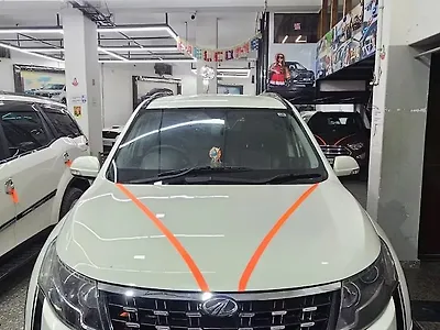 2020 Mahindra XUV500 W7 [2018-2020] 1