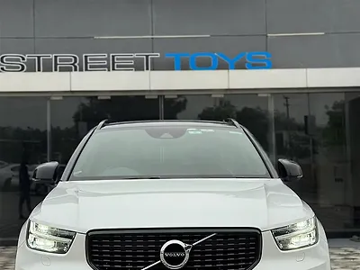 Second Hand Volvo EX40 T4 R-Design in Ahmedabad