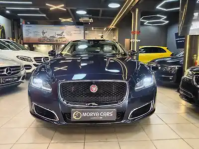 Second Hand जैगुवार xj 50 in मुंबई