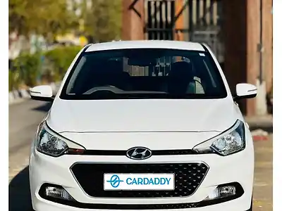 Second Hand हुंडई एलीट i20 स्पोर्टज़ 1.2 [2016-2017] in सूरत
