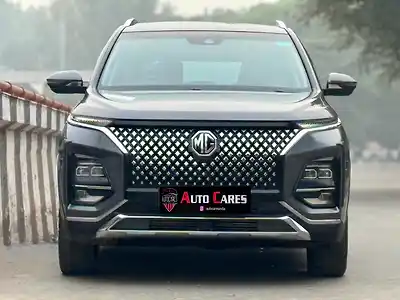 Second Hand एमजी हेक्टर सैवी प्रो 1.5 टर्बो पेट्रोल सीवीटी [2023] in दिल्ली