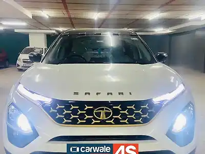 Second Hand टाटा सफारी xza प्लस गोल्ड in पुणे