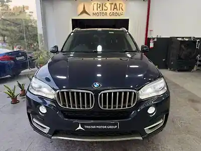 Second Hand बीएमडब्ल्यू x5 एक्सड्राइव 30डी एक्स्पेडीशन in हैदराबाद