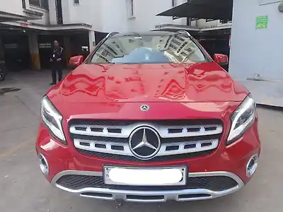 Second Hand मर्सिडीज़ बेंज़ जीएलए 200 स्पोर्ट in बैंगलोर