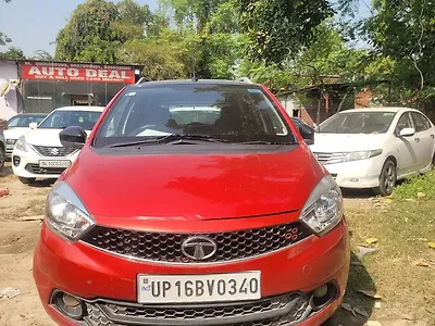 Second Hand Tata Tiago Revotron XZ in Meerut