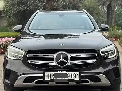Second Hand मर्सिडीज़ बेंज़ GLC 220d 4मैटिक प्रोग्रेसिव  in चंडीगढ़