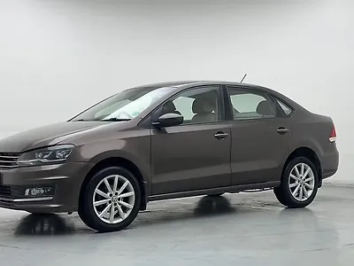 Second Hand Volkswagen Vento Highline Plus 1.2 (P) AT 16 Alloy in Delhi