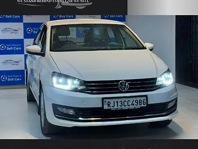 Second Hand Volkswagen Vento Highline Plus 1.5 AT (D) 16 Alloy in Jaipur