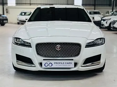 Second Hand Jaguar XF Pure Diesel CBU in Vadodara