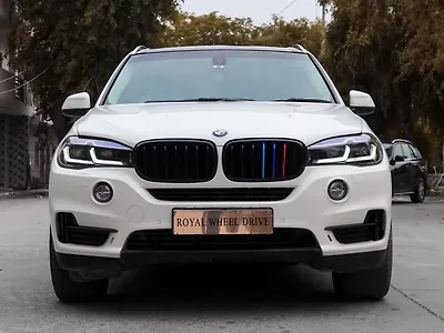 2020 BMW X5 xDrive30d xLine 1
