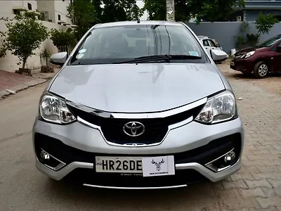 Second Hand Toyota Etios V in Gurgaon