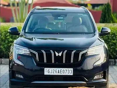 Second Hand महिंद्रा XUV700 AX7 डीज़ल एटी 7 सीटर [2023-2024] in सूरत