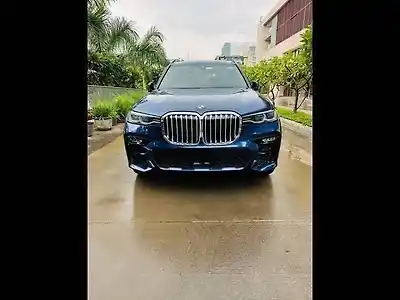 Second Hand बीएमडब्ल्यू x7 xDrive40i M Sport (Petrol) in अहमदाबाद