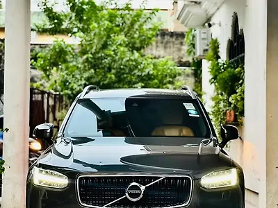 Second Hand Volvo XC90 D5 Inscription in Lucknow