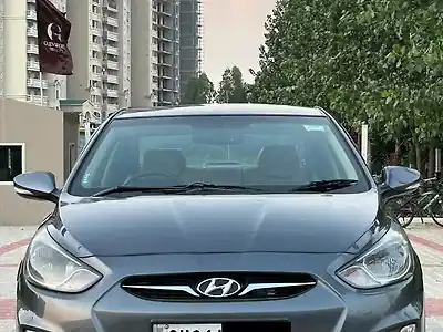 Second Hand हुंडई वरना फ़्लूइडीक 1.6 crdi sx in मोहाली