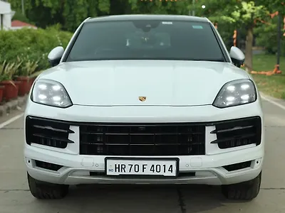 Second Hand Porsche Cayenne Coupe Base in Delhi
