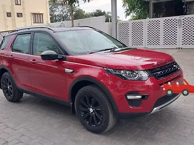 2017 Land Rover Discovery Sport HSE 7-Seater 1