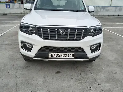 Second Hand Mahindra Scorpio Z8 L Diesel MT 2WD 7 STR [2024-2025] in Bangalore