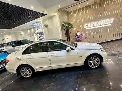 Second Hand मर्सिडीज़ बेंज़ सी-क्लास 200 cgi  अवंतगार्डे in दिल्ली