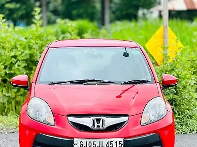 Second Hand Honda Brio S MT in Surat