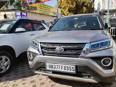 Second Hand टोयोटा अर्बन क्रूज़र हाई ग्रेड एमटी in देहरादून