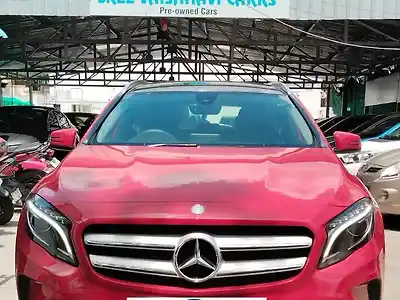 Second Hand मर्सिडीज़ बेंज़ जीएलए 200 डी स्पोर्ट in कोयम्बटूर