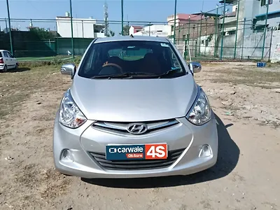 Second Hand Hyundai Eon Era + in Dehradun