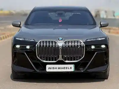 Second Hand बीएमडब्ल्यू i7 xdrive60 in मुंबई