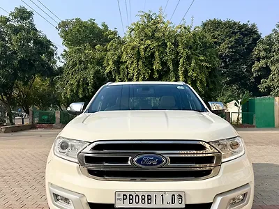 Second Hand Ford Endeavour Titanium 3.2 4x4 AT in Jalandhar