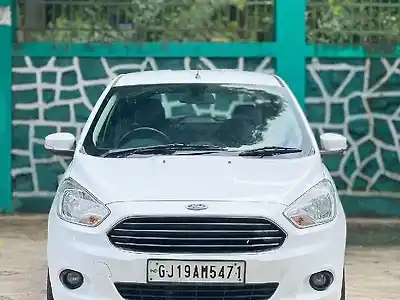 Second Hand फ़ोर्ड फिगो टाइटेनियम प्लस 1.2 ti-vct in सूरत