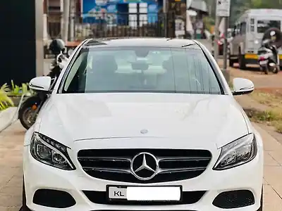 2016 मर्सिडीज़ बेंज़ सी-क्लास c 200 अवंतगार्डे 1
